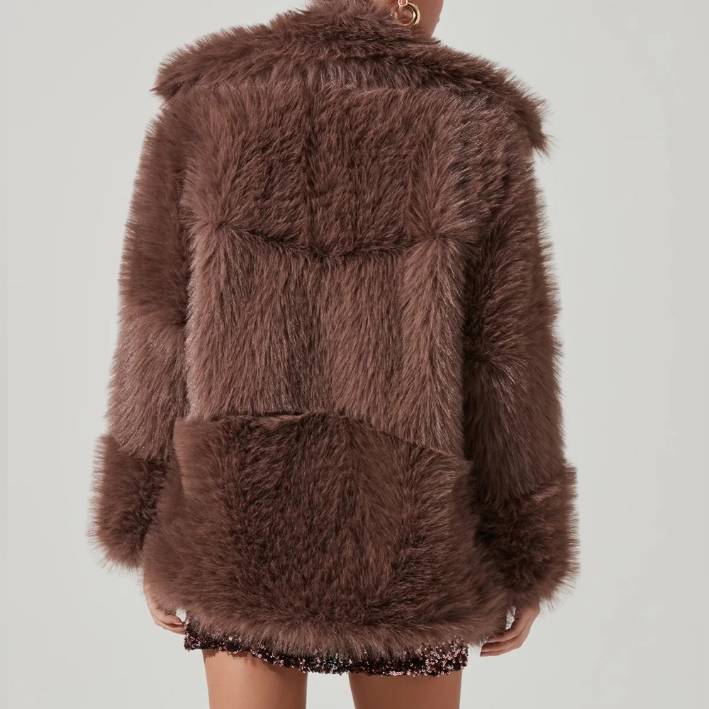 ASTR HADLEY COAT Mocha Mauve Size : Medium NWOT - Picture 2 of 5